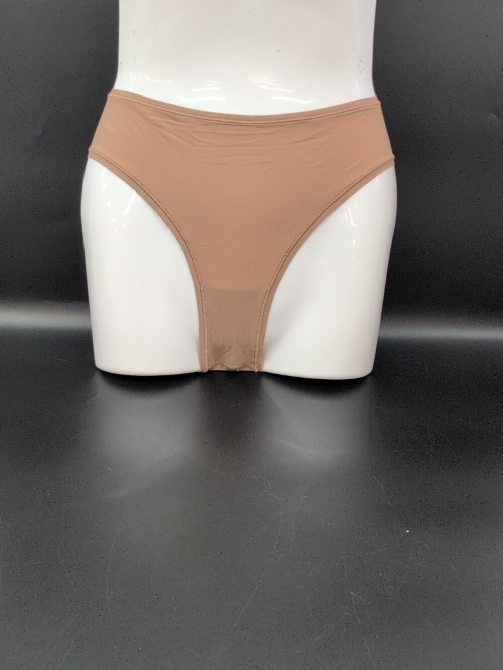 SKIMS Fits Everybody Cheeky Brief Panties Sienna Medium NWT